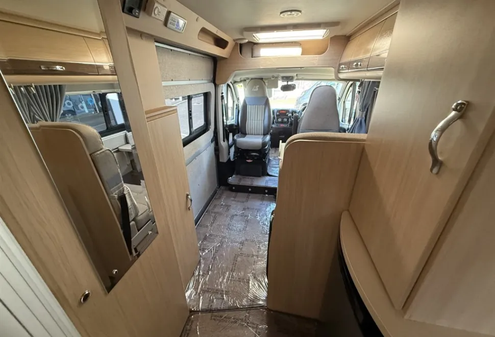 Auto-Sleepers Stanway  2016