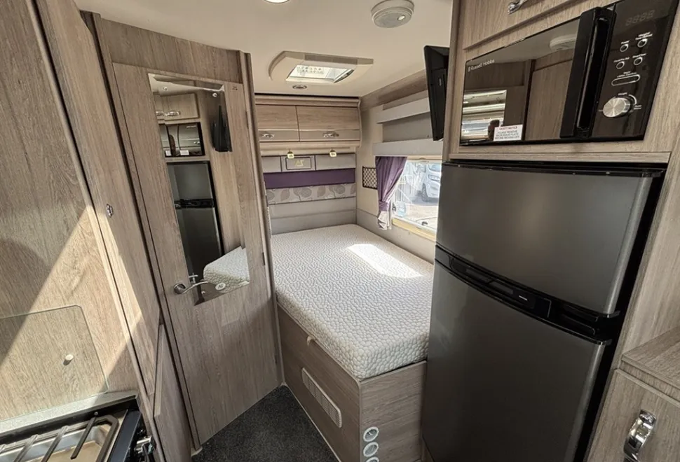 Auto-Sleepers Broadway FB 2020