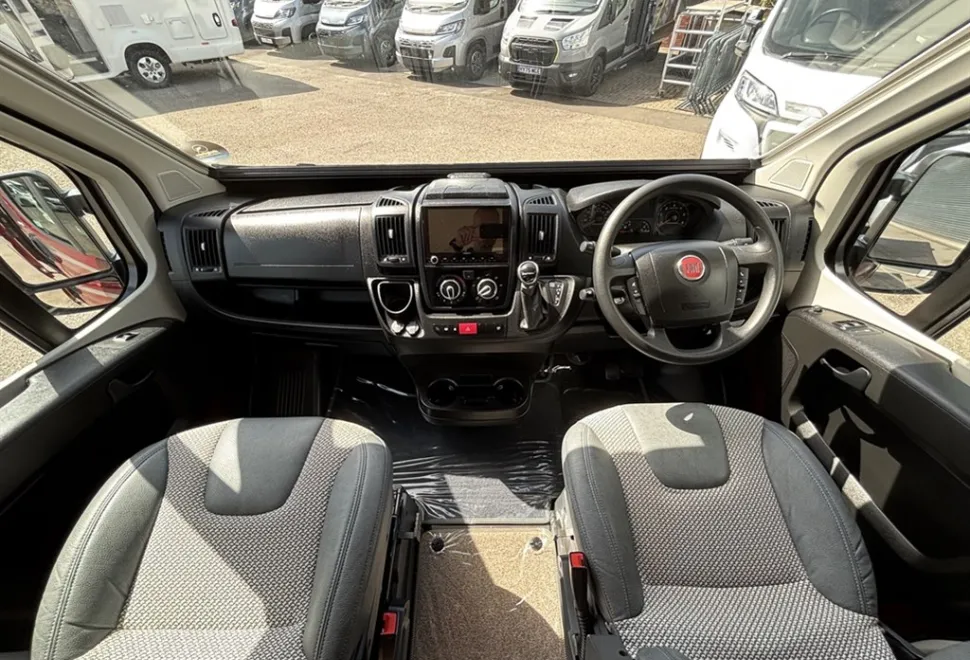 Auto-Trail V-Line 670 S 2021