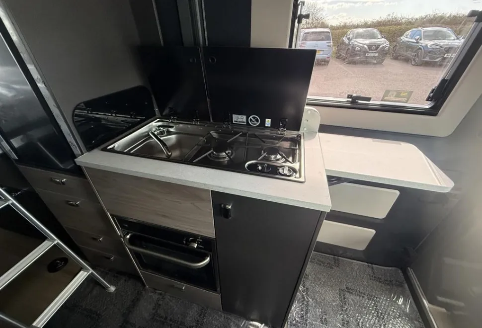 Swift Trekker X 2026