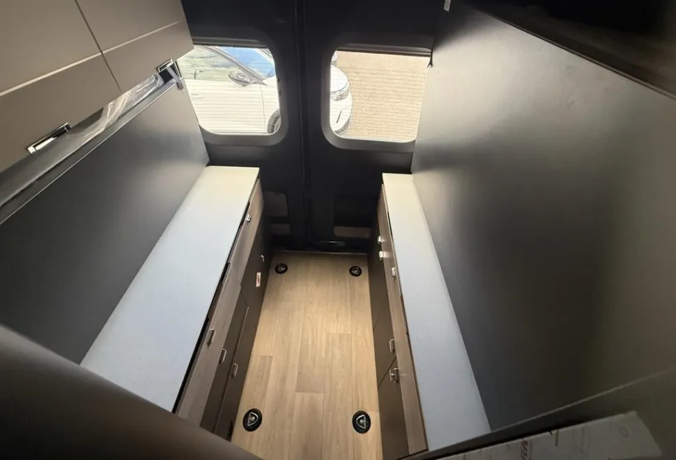 Swift Trekker X 2026