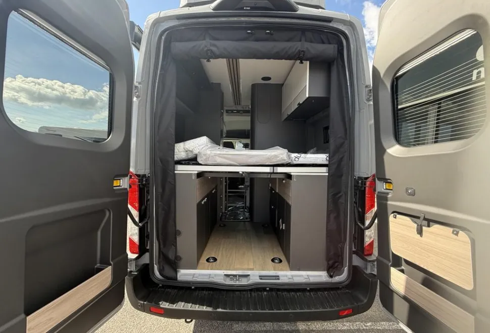 Swift Trekker X 2026