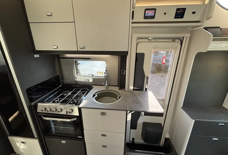 Swift Voyager 485 2026