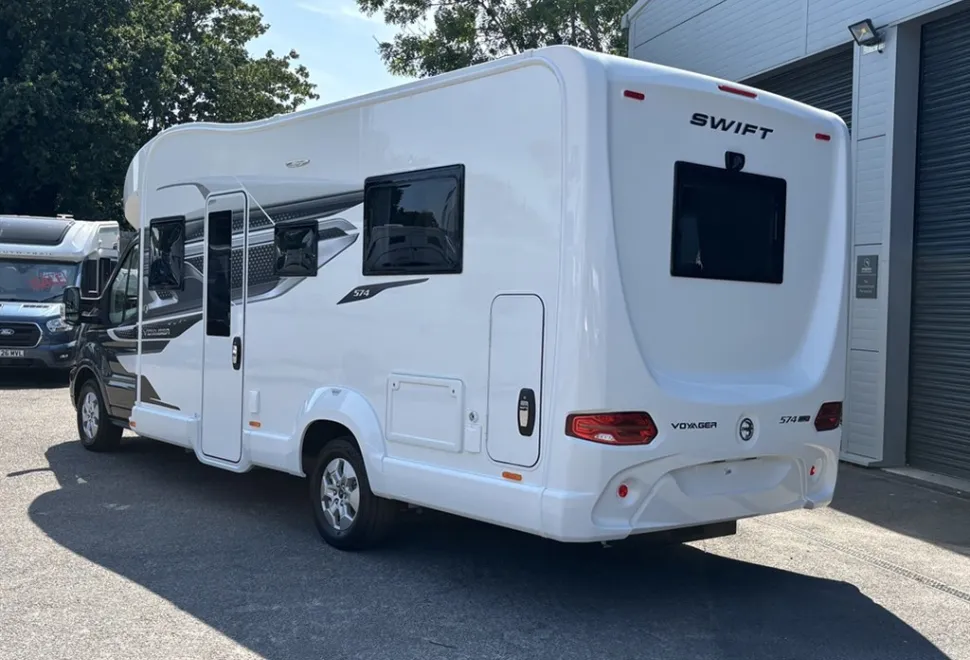 Swift Voyager 574 2026