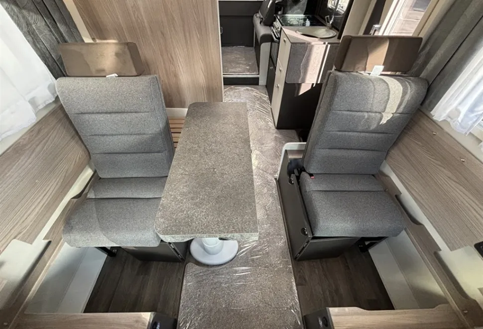 Swift Voyager 574 2026