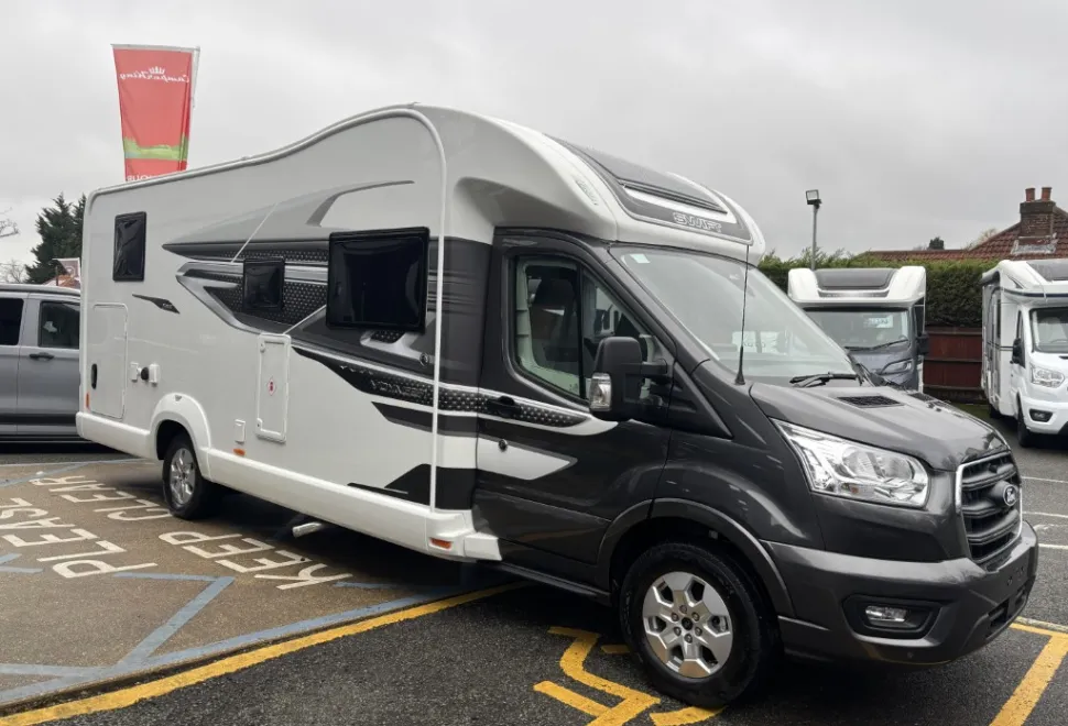 Swift Voyager 584 2026