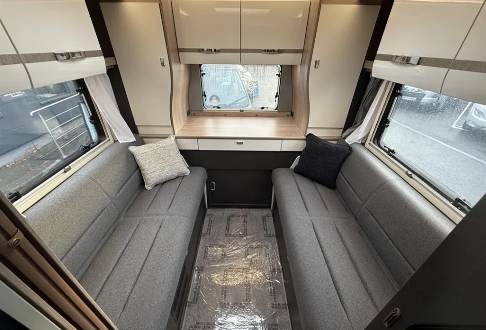 Swift Voyager 574 2026