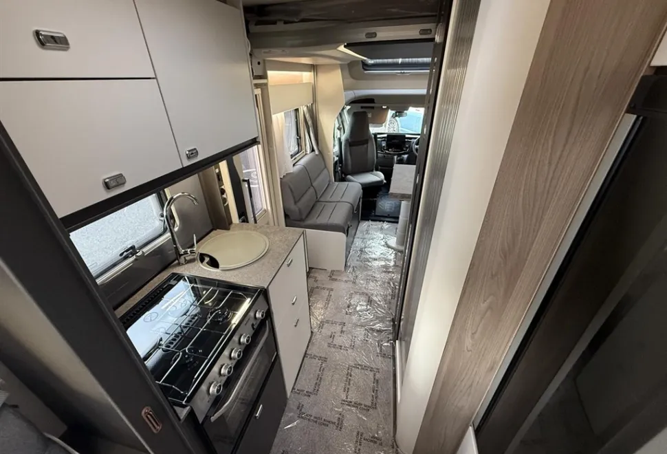 Swift Voyager 574 2026