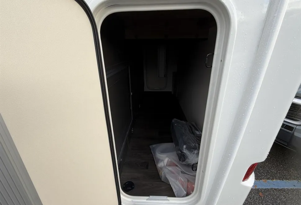 Swift Voyager 574 2026