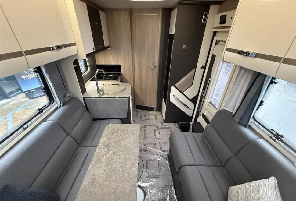 Swift Voyager 594 2026