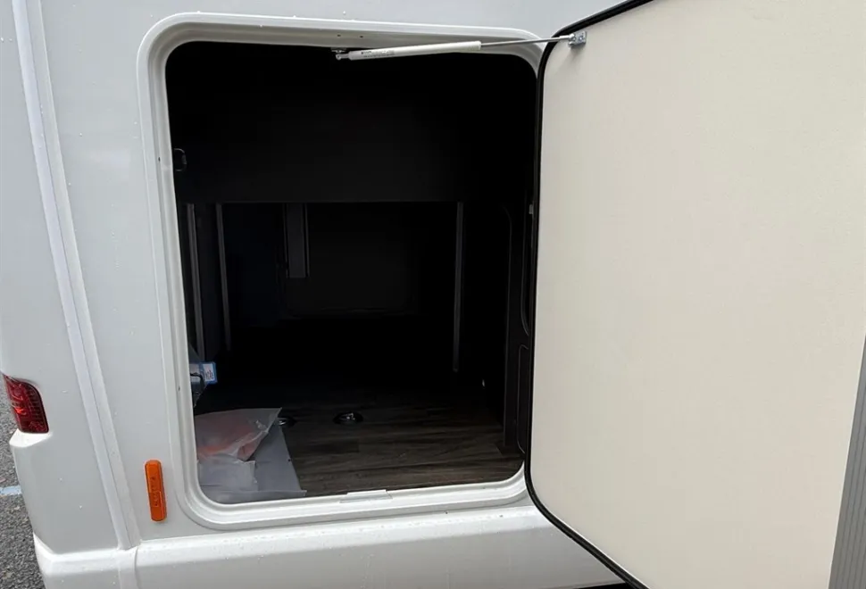 Swift Voyager 594 2026