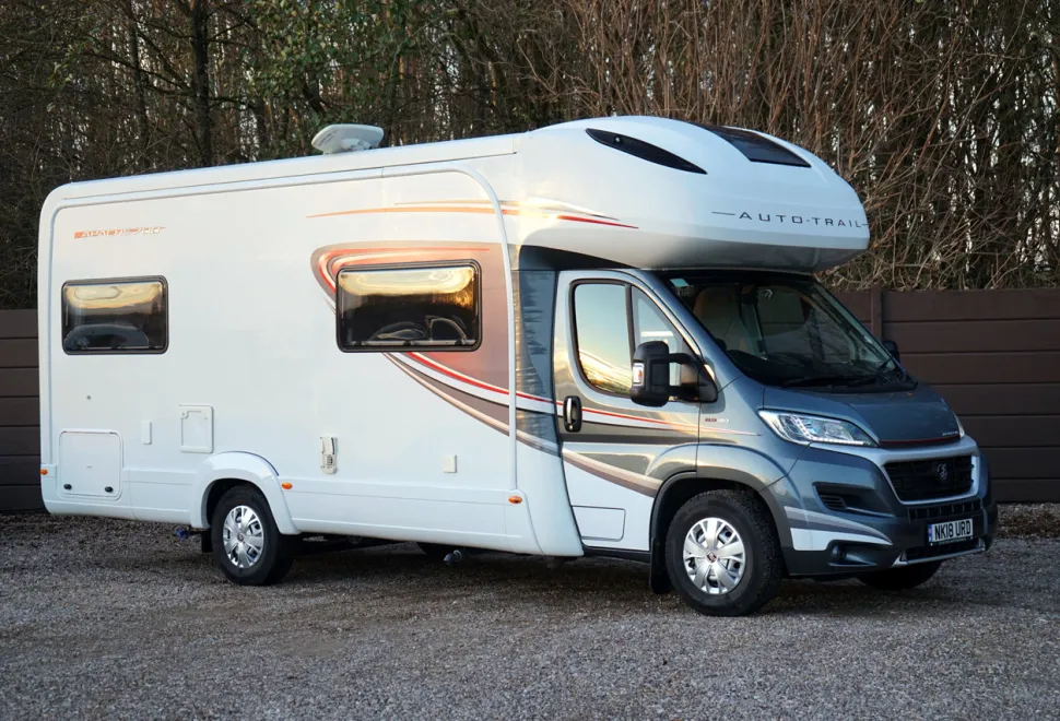 Auto-Trail Apache 700  2018