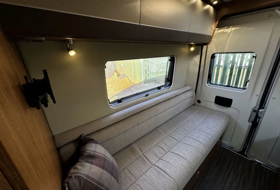 Auto-Trail V-Line 610 SE  2018