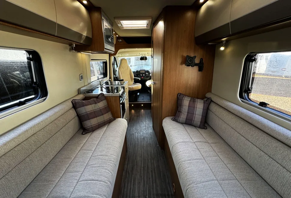 Auto-Trail V-Line 610 SE  2018