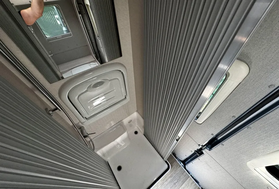 Auto-Sleepers Kemerton XL   2022