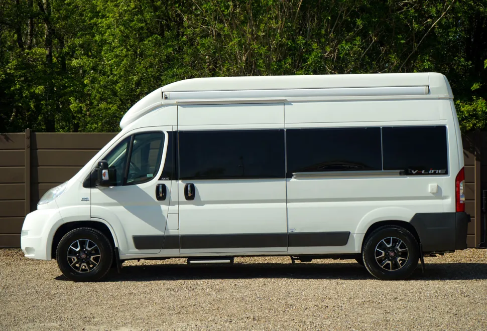 Auto-Trail V-Line 600  2015