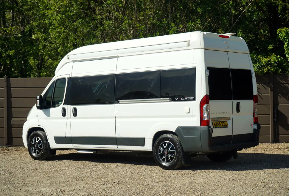Auto-Trail V-Line 600  2015