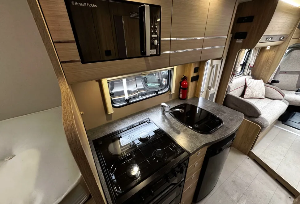 Elddis Majestic 194  2021