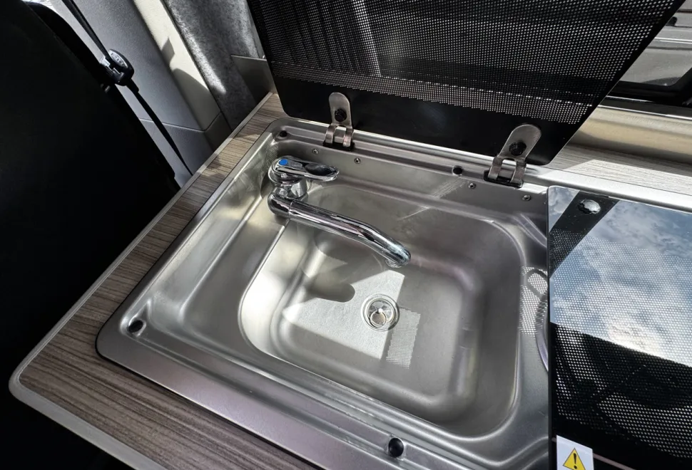 Volkswagen T6 Highline Funky Dubz  2018