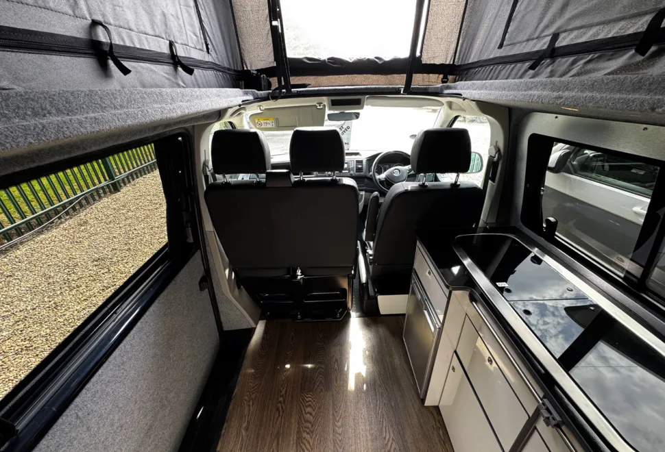Volkswagen T6 Highline   2019