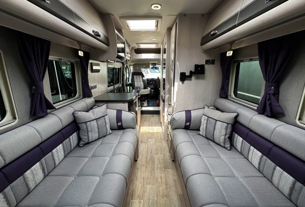 Auto-Sleepers Warwick XL  2021