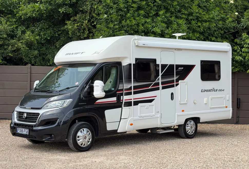 Swift Lifestyle 664  2016