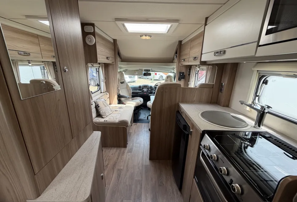 Swift Lifestyle 664  2016