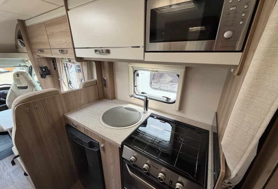 Swift Lifestyle 664  2016