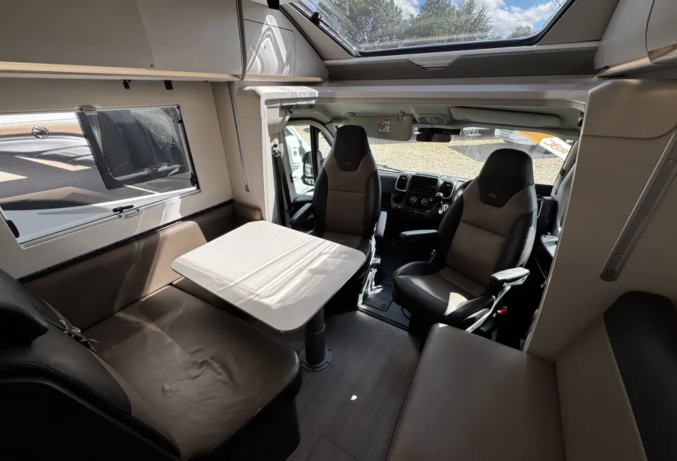 Adria Matrix Supreme 670SL  2022