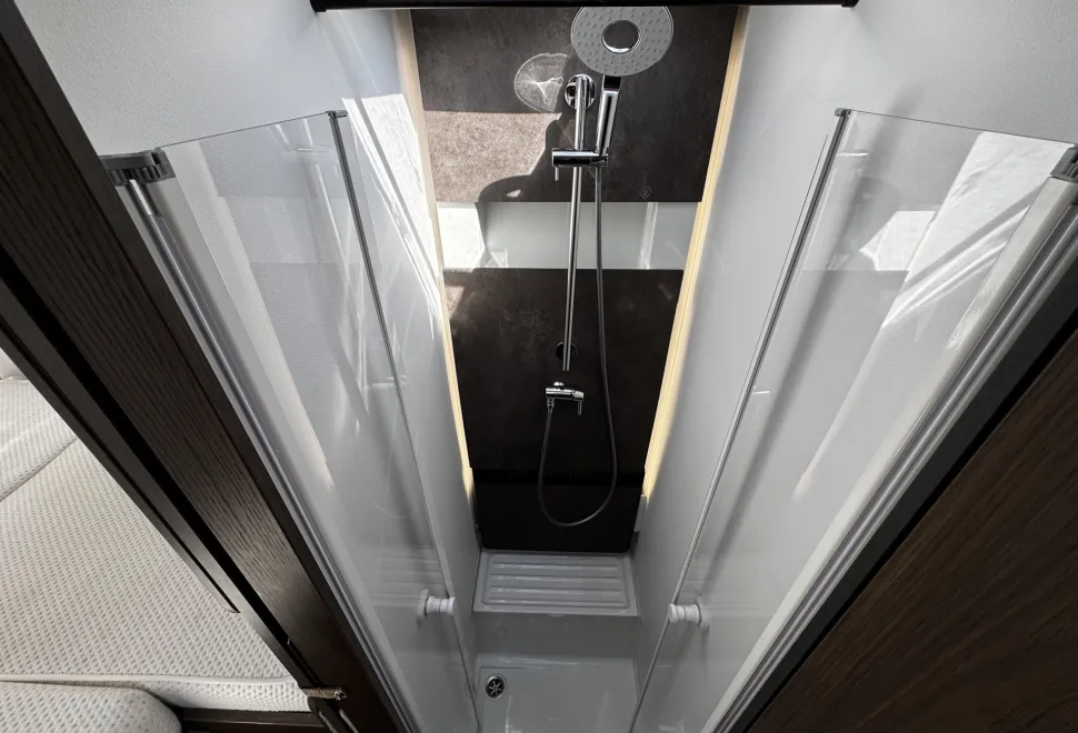 Adria Matrix Supreme 670SL  2022