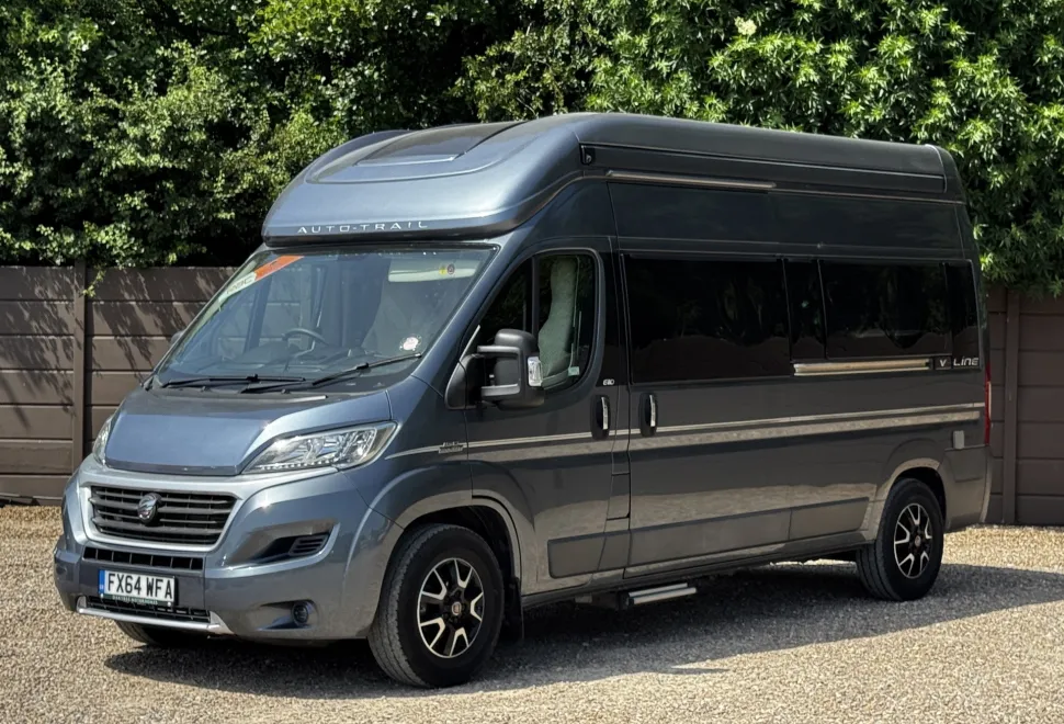 Auto-Trail V-Line 610  2015