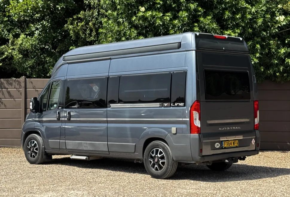 Auto-Trail V-Line 610  2015