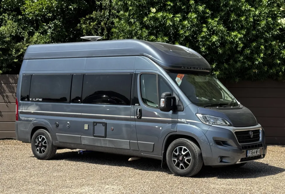Auto-Trail V-Line 610  2015