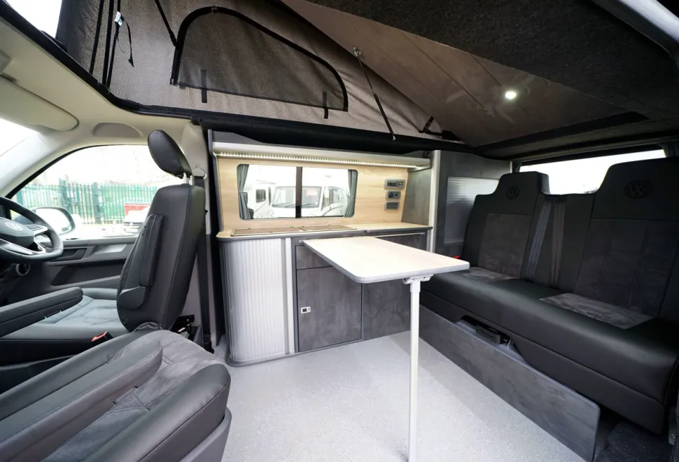 Volkswagen K&R Vans T6.1  2022