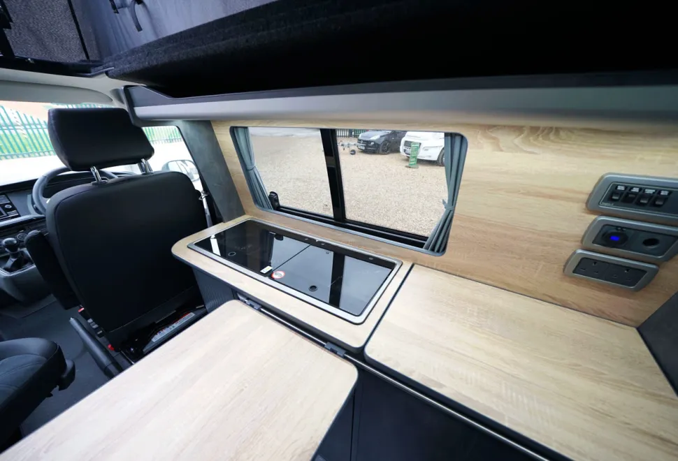 Volkswagen K&R Vans T6.1  2022