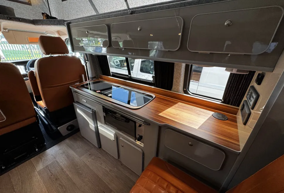 Volkswagen T6.1 Highline Camperking Monte Carlo  2020