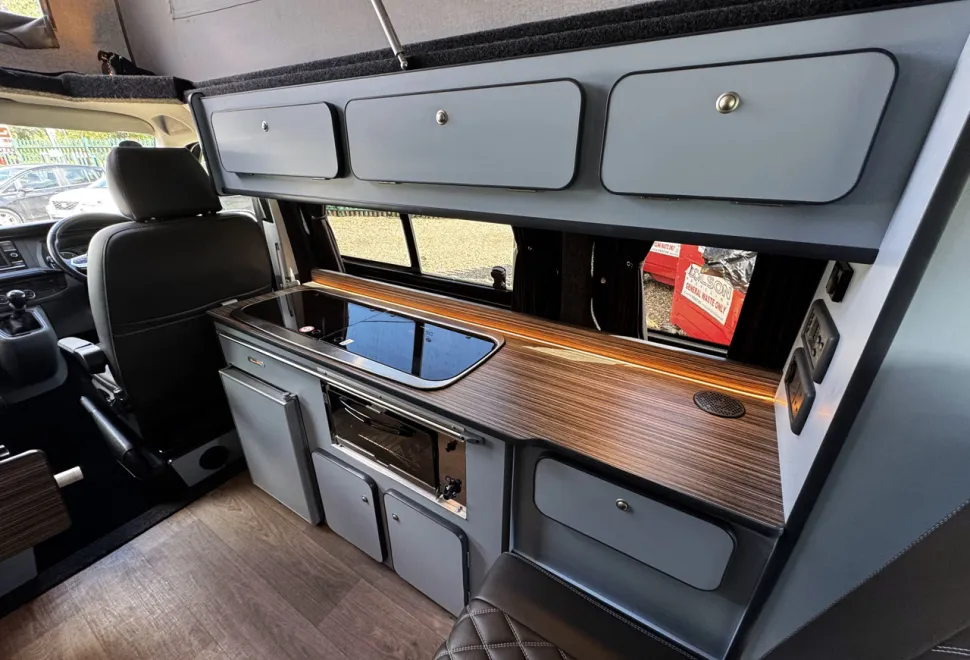 Volkswagen T6.1 Highline Camperking Monte Carlo   2021
