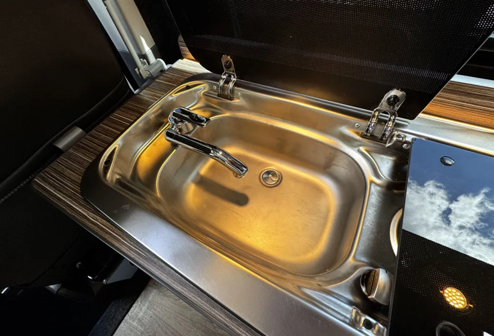 Volkswagen T6.1 Highline Camperking Monte Carlo   2021