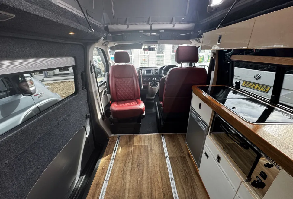 Volkswagen T6 Highline Landseer  2020