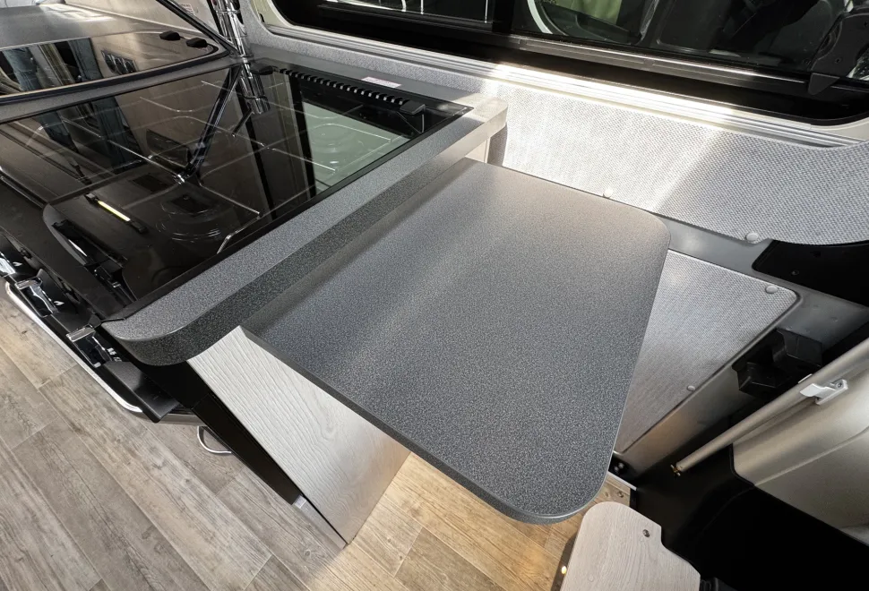 Auto-Sleepers Warwick XL  2021