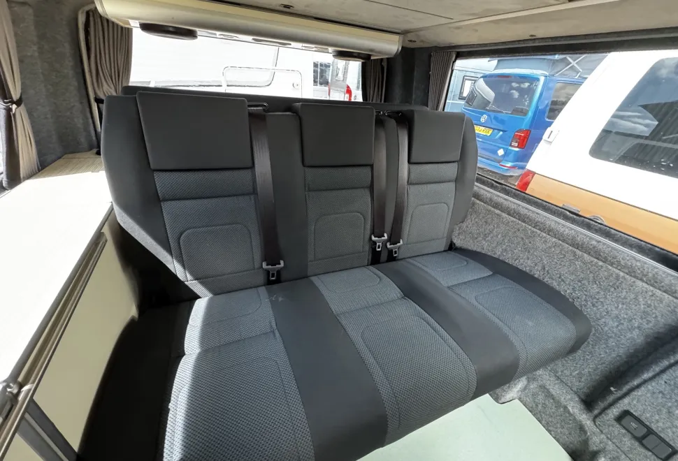 Volkswagen Customhaus T6 Highline LWB DSG   2017