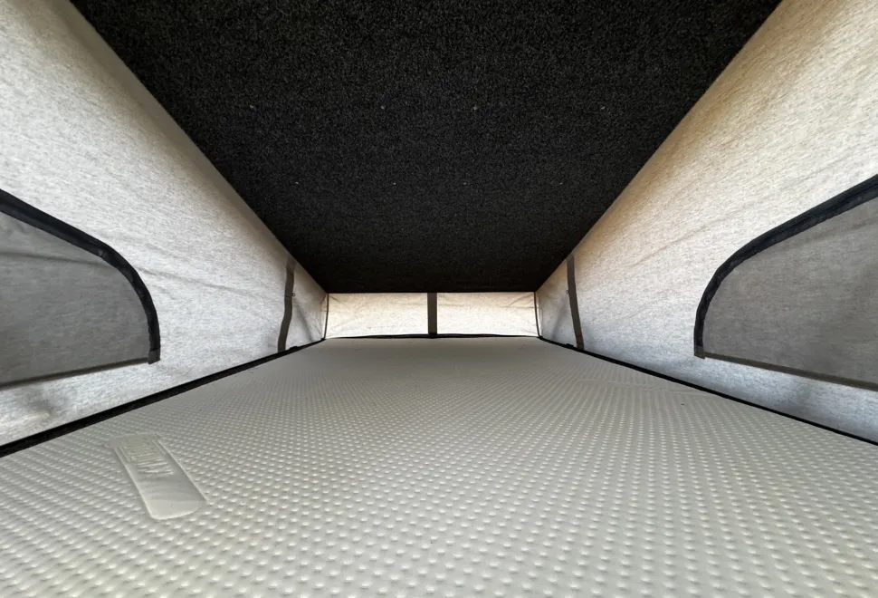 Volkswagen T6 Highline 8 Ball  2021