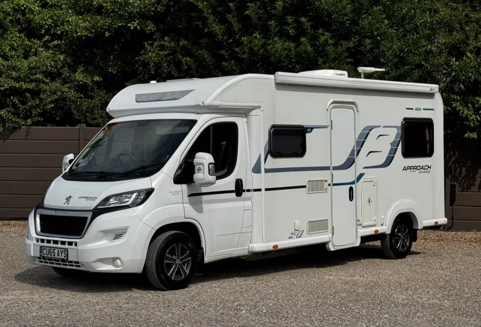 Bailey Approach Advance 665  2015