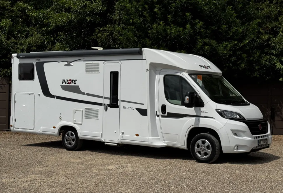 Pilote Essential P740GJ  2020