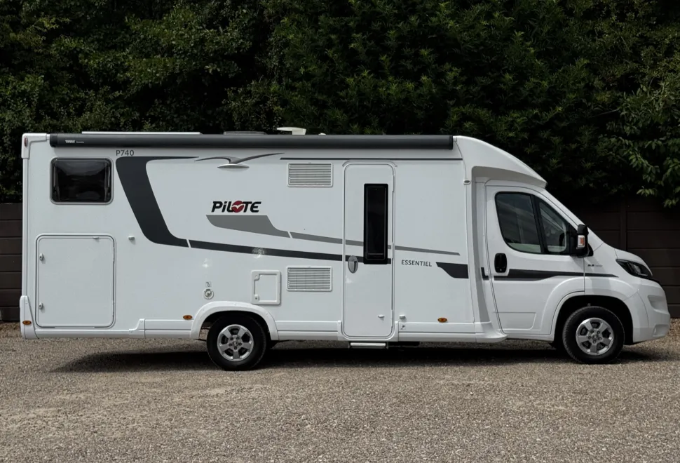 Pilote Essential P740GJ  2020