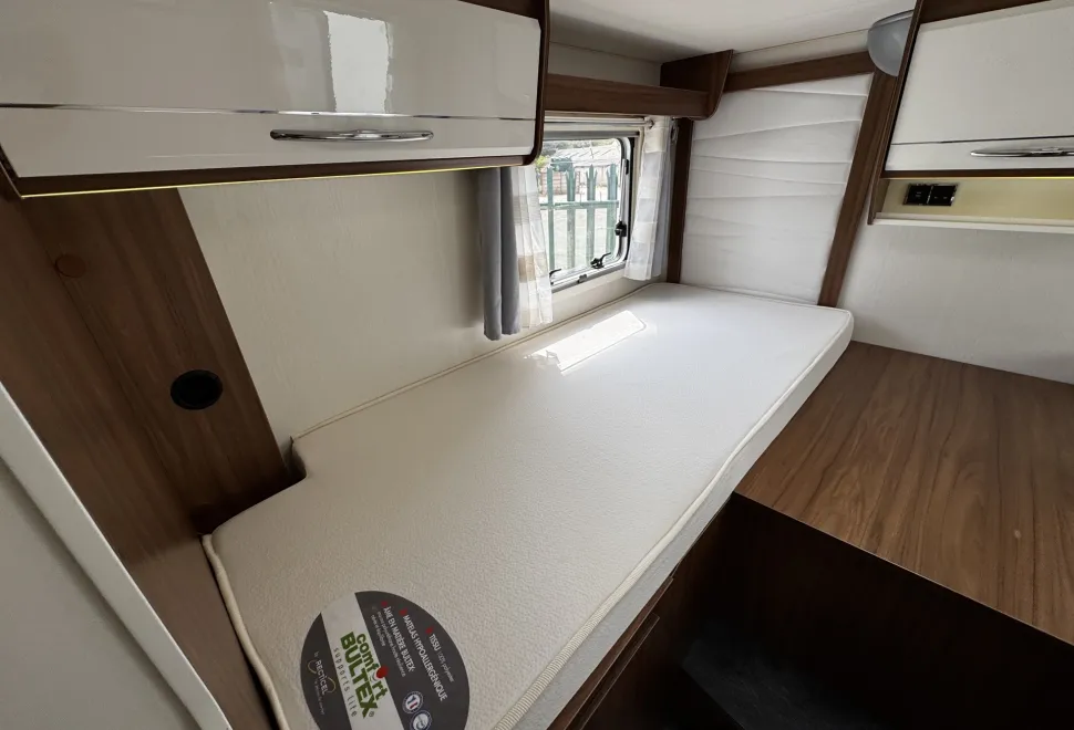 Pilote Essential P740GJ  2020