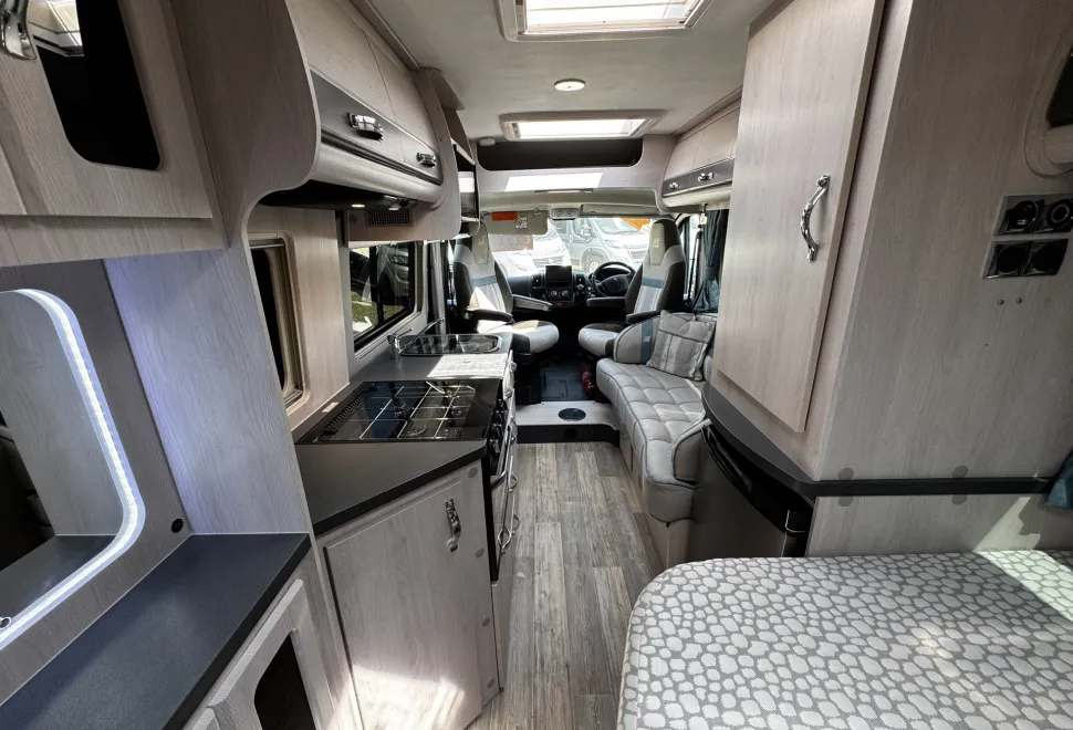 Auto-Sleeper Kingham  2022