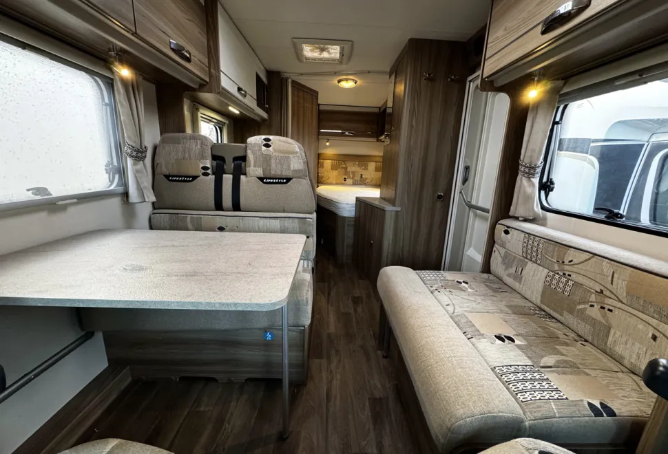Swift Lifestyle 664  2016