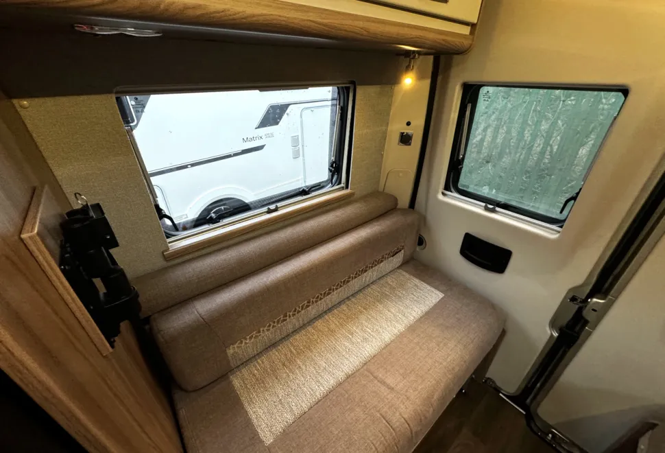 Swift Champagne 184  2021