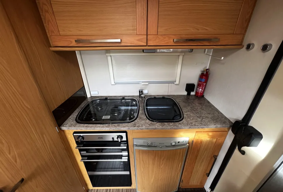 Elddis Sunseeker 115  2011